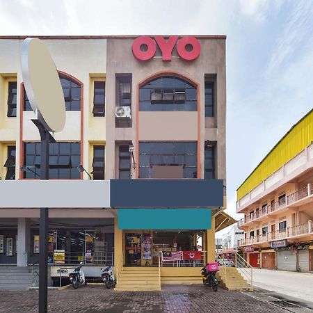 Oyo 44123 Hotel Al-Saif Kuala Kerai Esterno foto