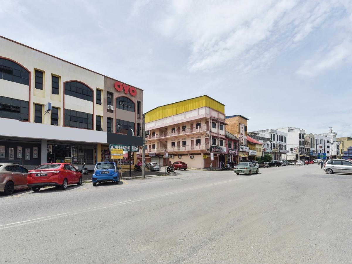 Oyo 44123 Hotel Al-Saif Kuala Kerai Esterno foto