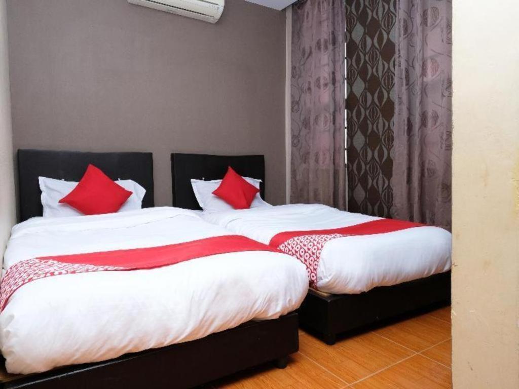 Oyo 44123 Hotel Al-Saif Kuala Kerai Esterno foto