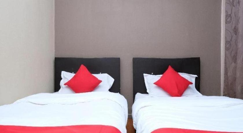 Oyo 44123 Hotel Al-Saif Kuala Kerai Esterno foto
