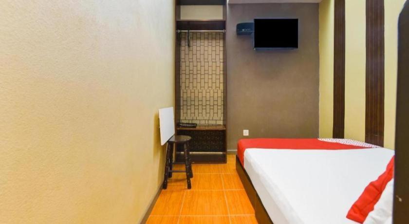 Oyo 44123 Hotel Al-Saif Kuala Kerai Esterno foto