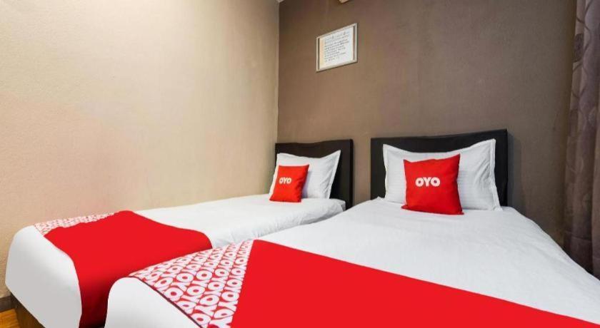 Oyo 44123 Hotel Al-Saif Kuala Kerai Esterno foto