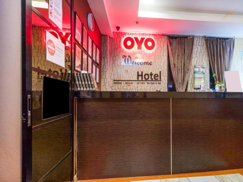 Oyo 44123 Hotel Al-Saif Kuala Kerai Esterno foto